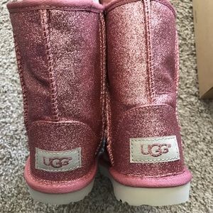 BNIB Pink Glitter Ugg Boots, Sz 9
